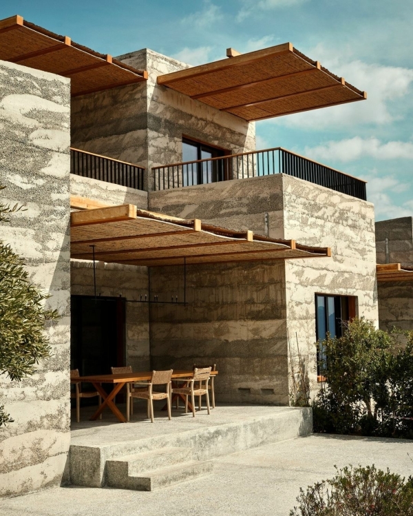 Медовый месяц у моря: куда сейчас можно