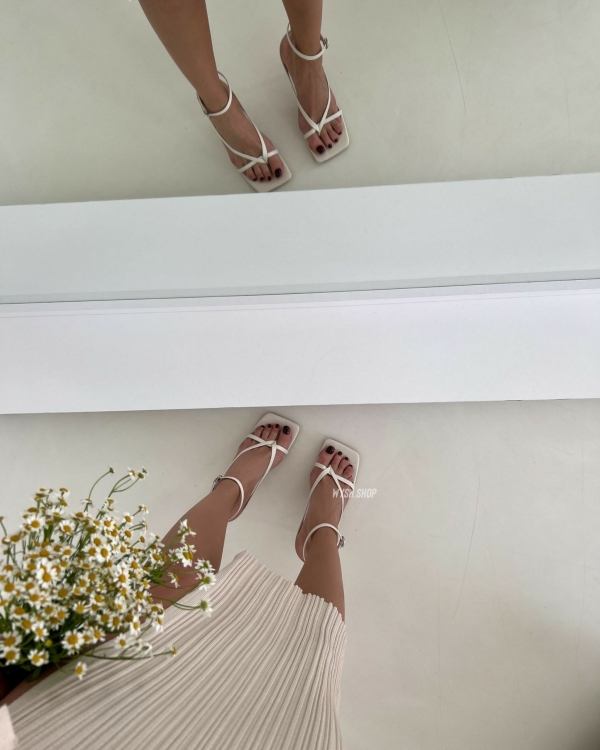 Где купить свадебные туфли в Питере?