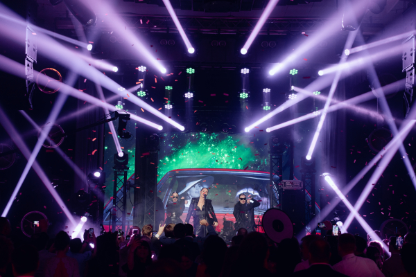 Свадьба во всех оттенках красного в Orion