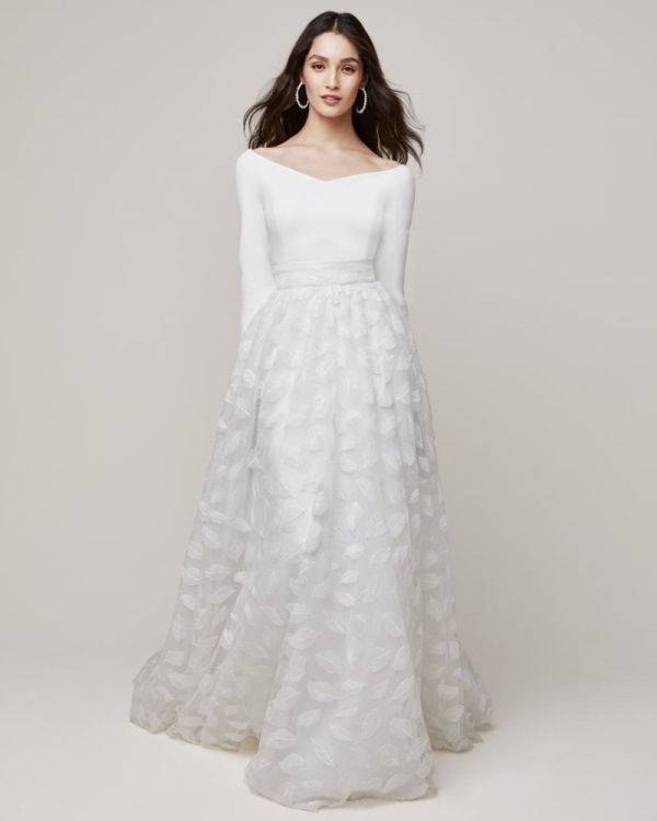 Платья-трансформеры — актуальная альтернатива нескольким нарядам