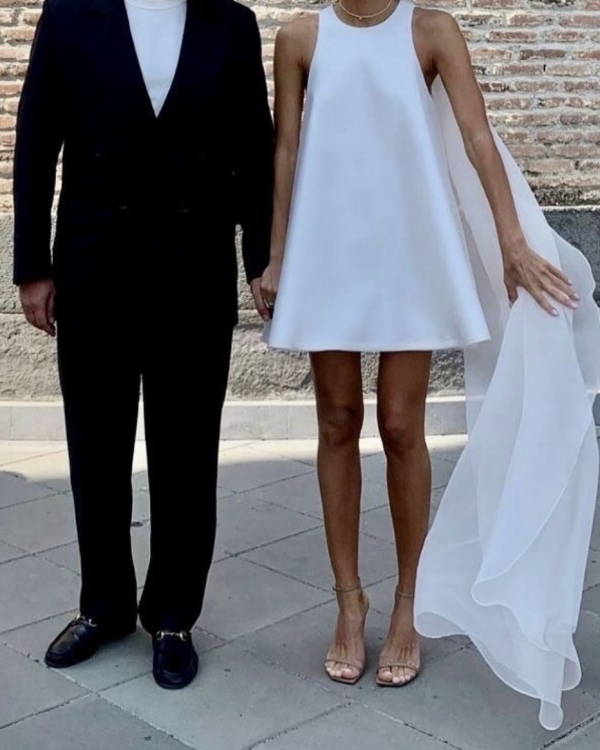 Платья-трансформеры — актуальная альтернатива нескольким нарядам