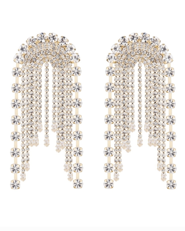 Большие серьги — самый стильный аксессуар для лаконичного