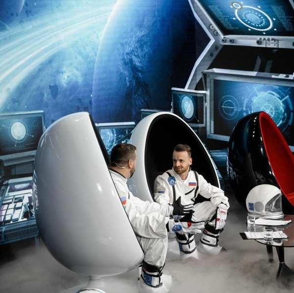 Ведущие Михаил Белянин