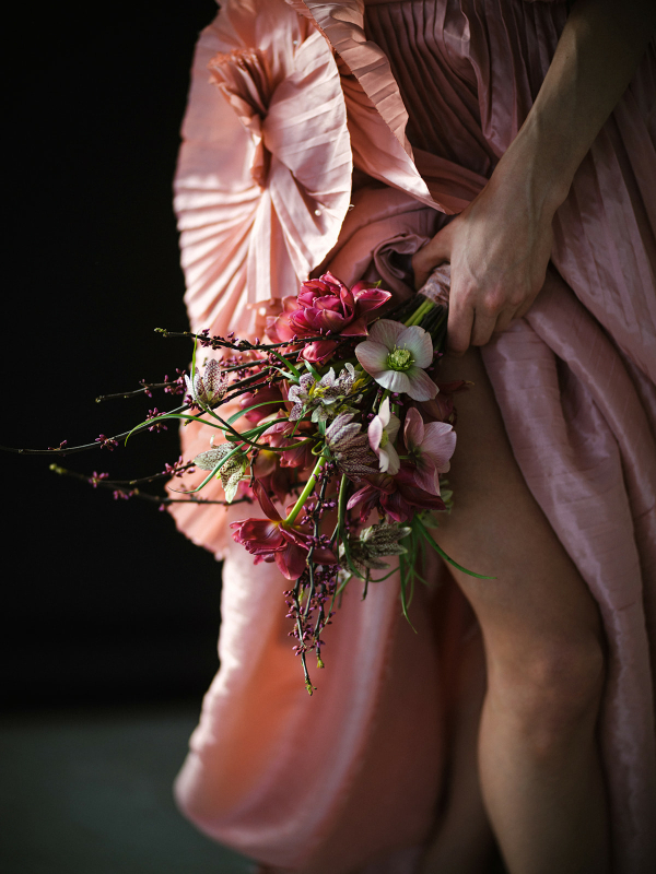 Нежный референс для фотосессии невесты в твоческом