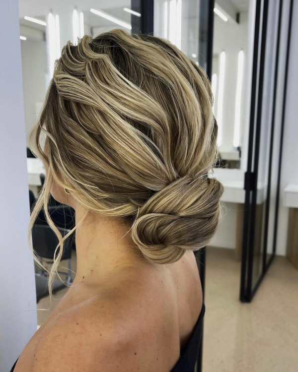 Стильные свадебные пучки 2022