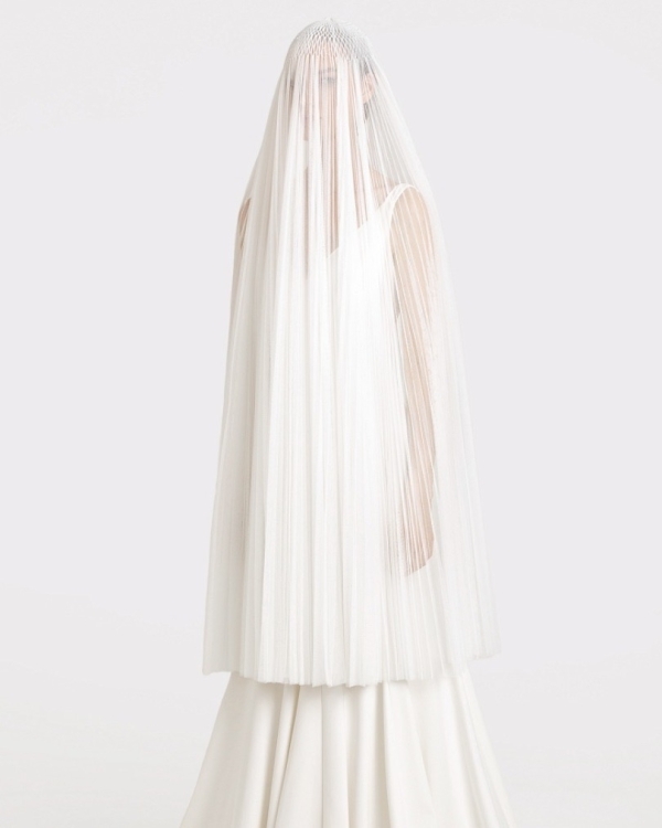 Свадебная фата: 10 необычных вариантов