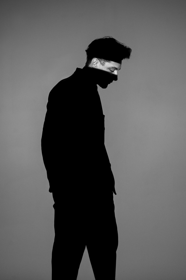 Ведущие Адис Маммо