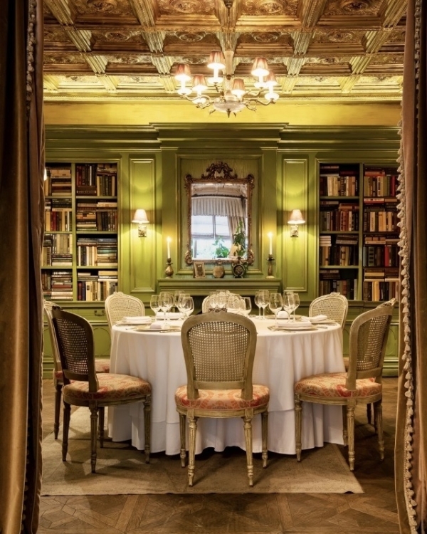 Где отметить помолвку в Москве