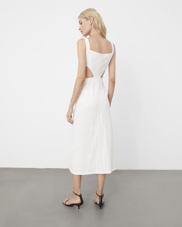 Белые платья из хлопка и льна для