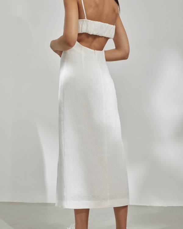 Белые платья из хлопка и льна для