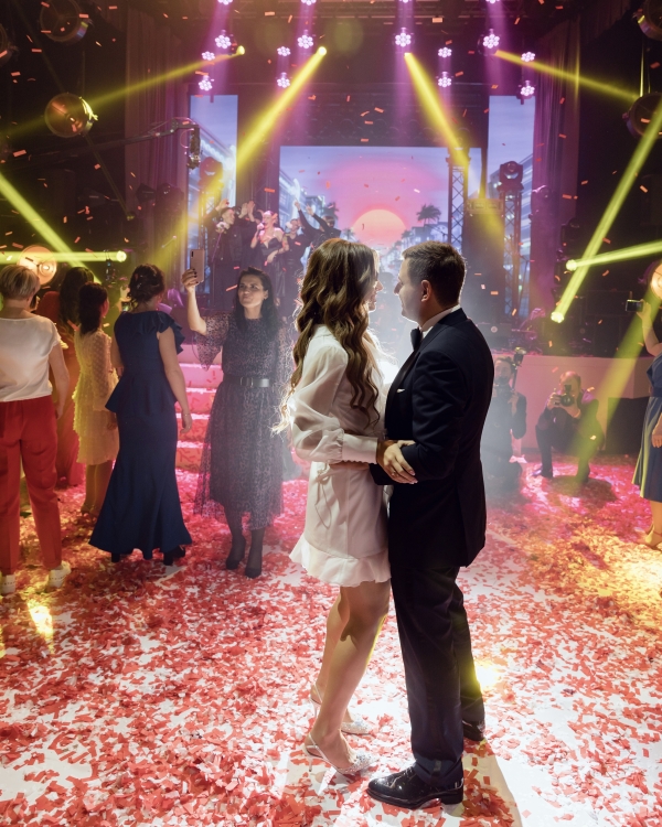 Свадьба во всех оттенках красного в Orion