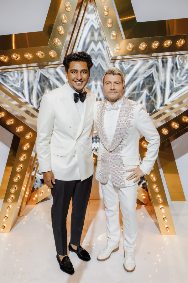 Ведущие Адис Маммо