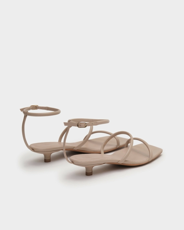 Где купить свадебные туфли в Питере?