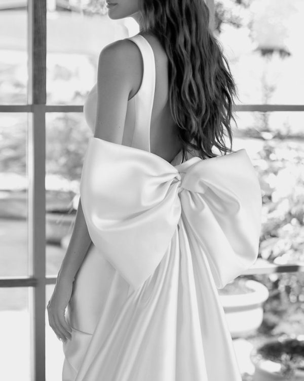 Платья-трансформеры — актуальная альтернатива нескольким нарядам