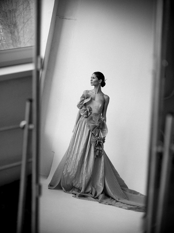 Нежный референс для фотосессии невесты в твоческом