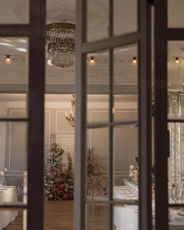 Лучшие площадки для свадьбы в Санкт-Петербурге