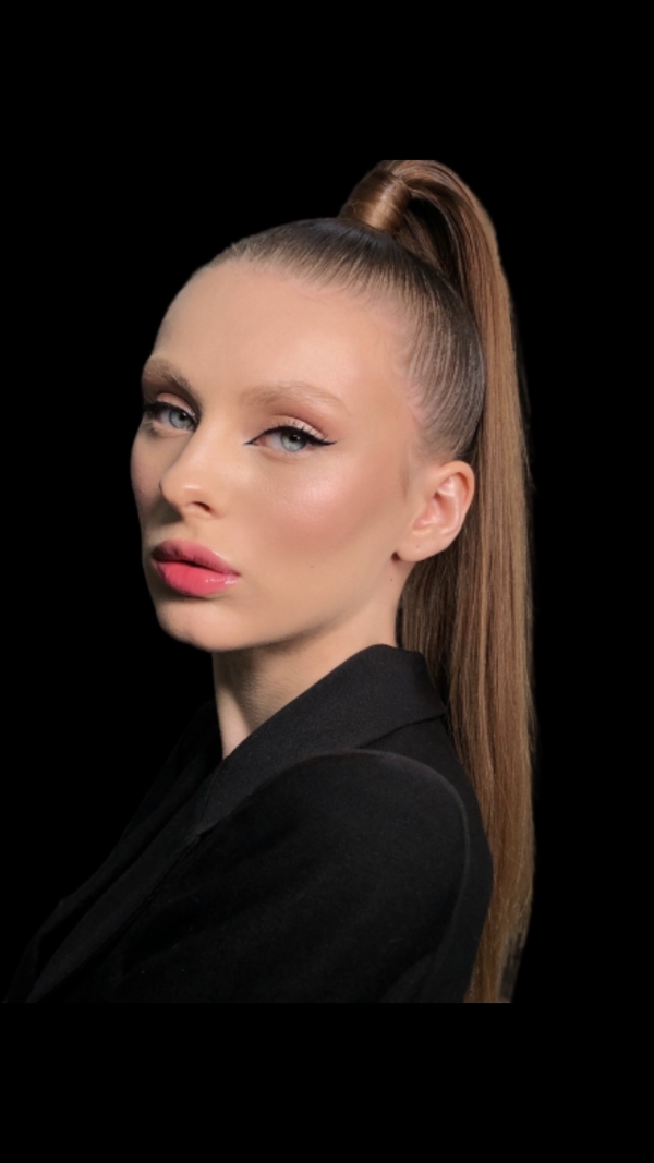 Стилисты Анастасия Лисицына