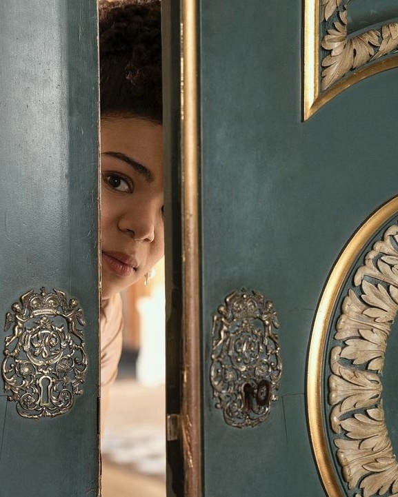 Что ожидать от приквела «Бриджертонов» о королеве