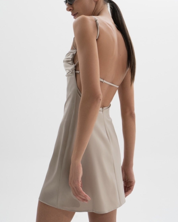 16 нюдовых платьев для образов подружек невесты