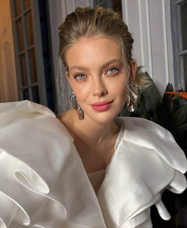 Стилисты Анастасия Лисицына