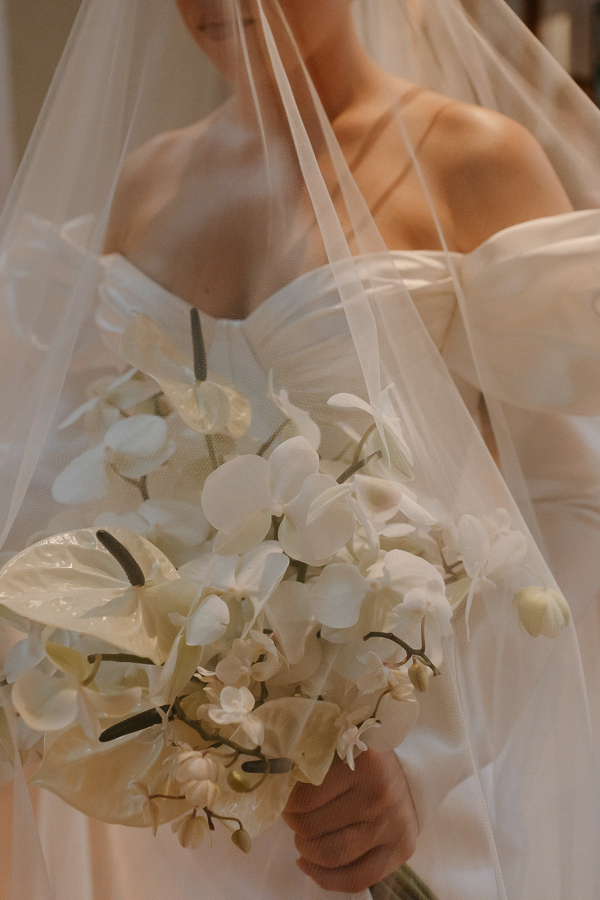 Черно-белая свадьба в модном пространстве Yauza Place