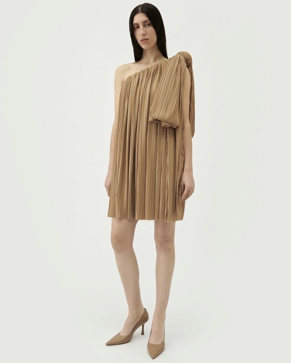 16 нюдовых платьев для образов подружек невесты