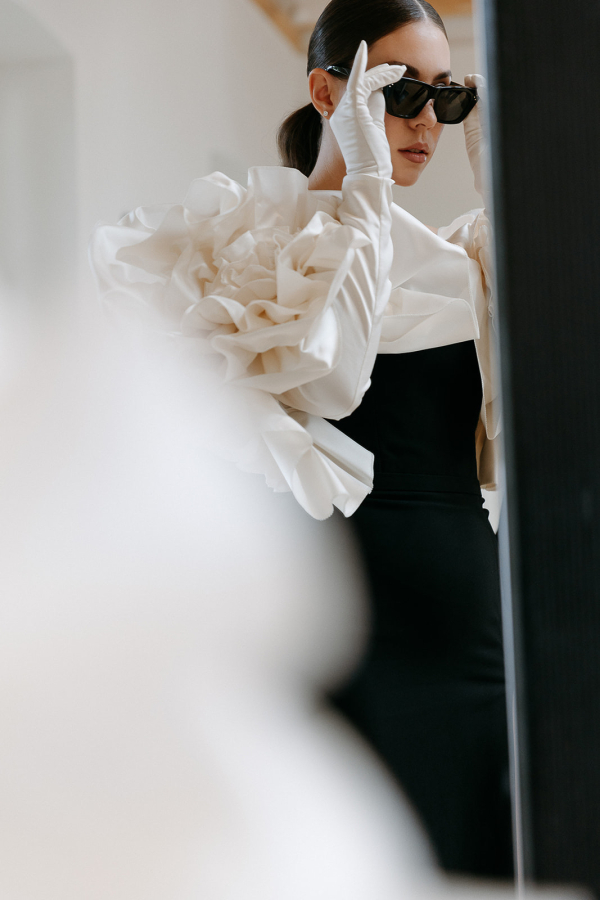 Черно-белая свадьба в модном пространстве Yauza Place