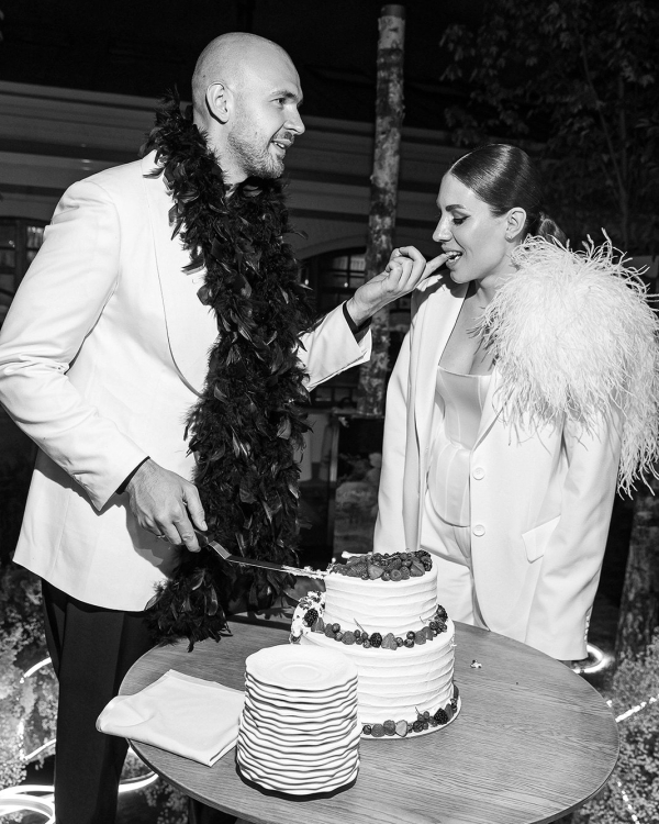 Черно-белая свадьба в модном пространстве Yauza Place