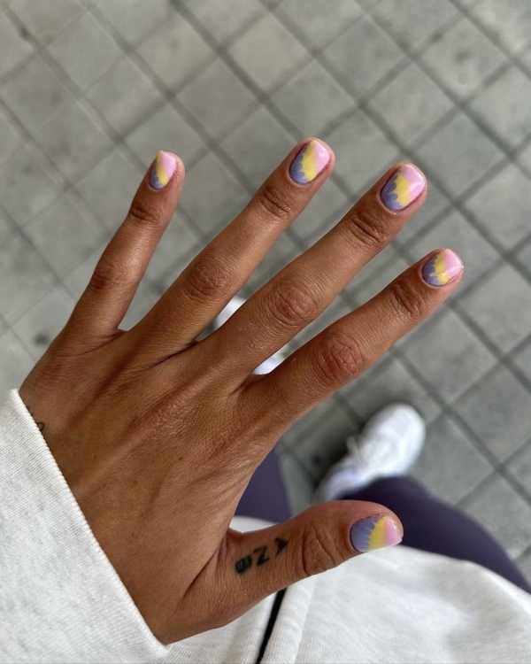 Главные тренды летнего маникюра 2023