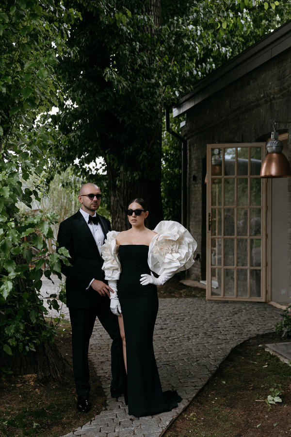 Черно-белая свадьба в модном пространстве Yauza Place