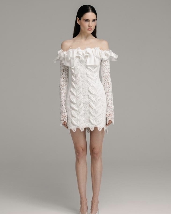 14 кружевных образов невесты для летней свадьбы