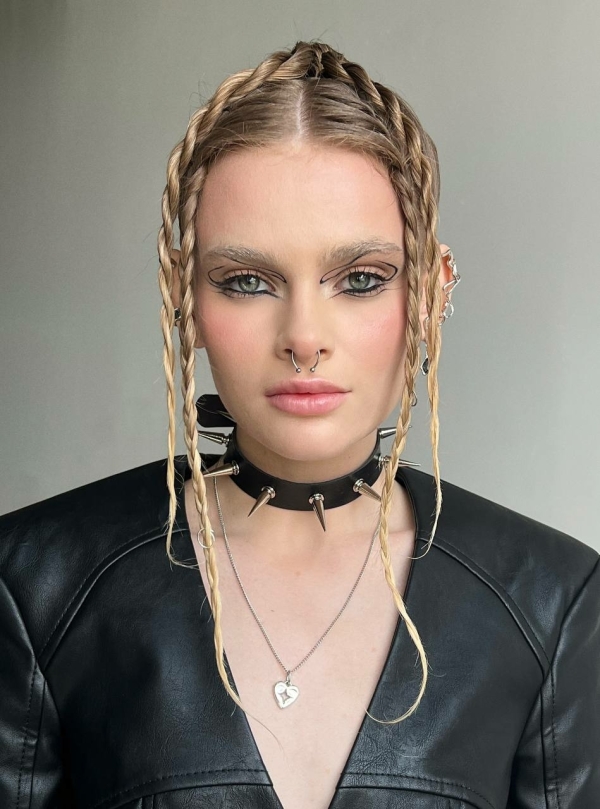 Стилисты Анастасия Лисицына