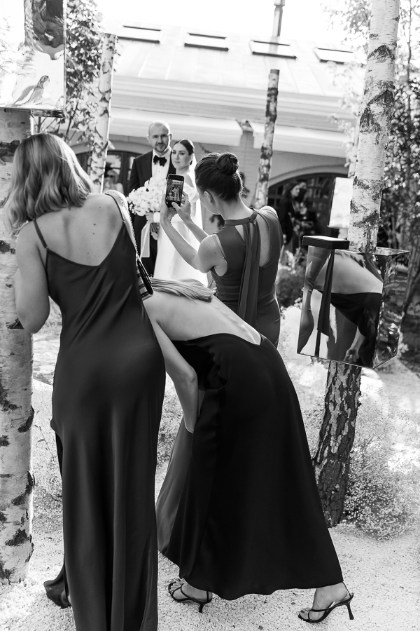 Черно-белая свадьба в модном пространстве Yauza Place