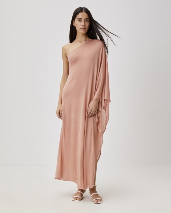 16 нюдовых платьев для образов подружек невесты