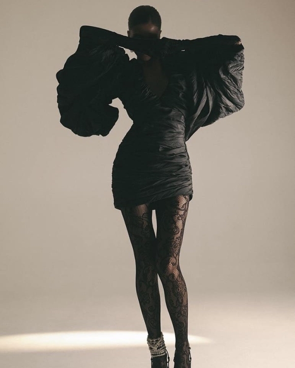 16 черных платьев для образов подружек невесты