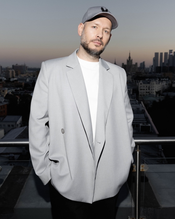 Медитации, ароматерапия и диджей-сет на закате: как