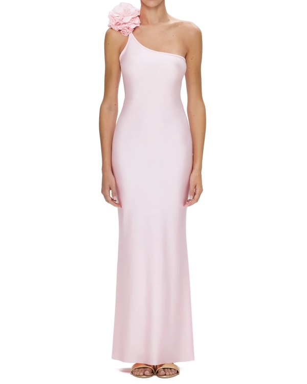 Еще больше нежности! Собираем образы для гостей