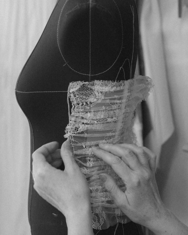 Дизайнер Арина Боганова о становлении бренда, открытии