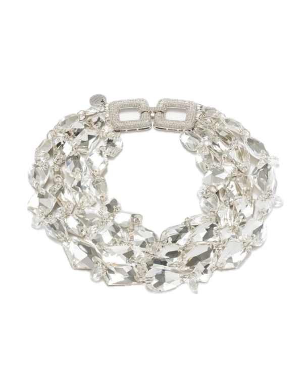 Замуж, как Бриджертоны. 30 предметов гардероба для