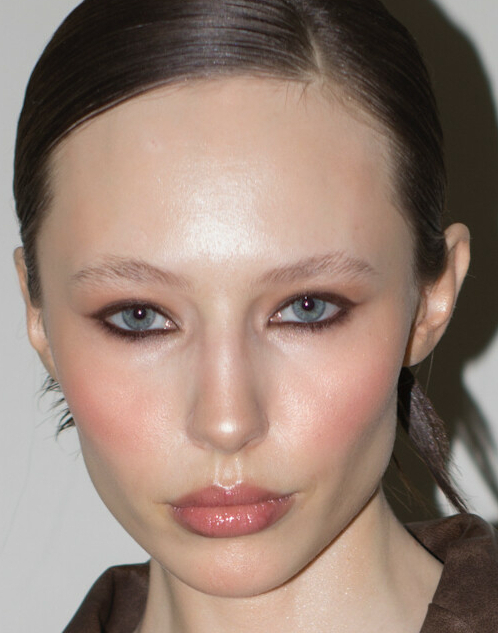 Стилисты Варя Корчагина