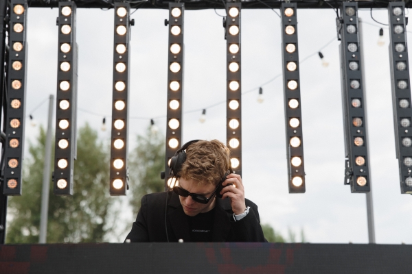 Диджеи Никита Меньшов