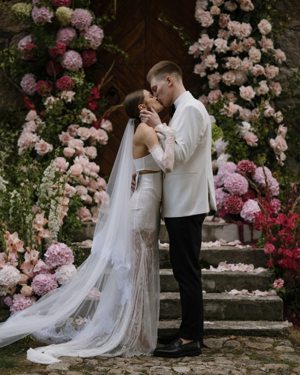 Интервью с невестой: о предложении у вулкана