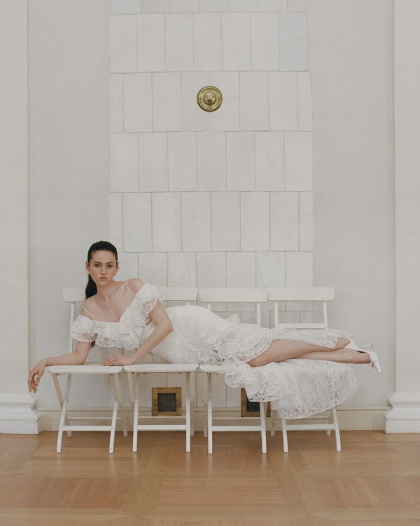 Ностальгия и вдохновение винтажом: 10 идеальных образов