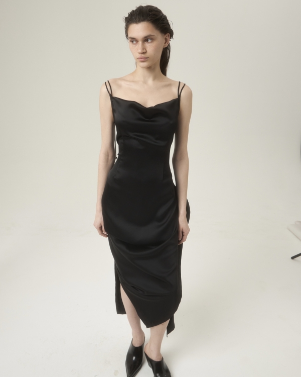 Dress code: total black. Собираем образы для