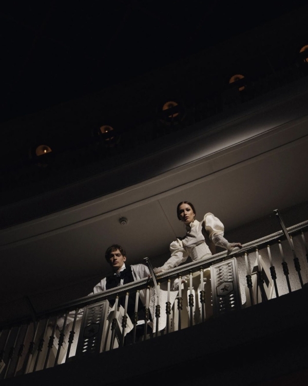 Как вежливо попросить гостей не дарить цветы