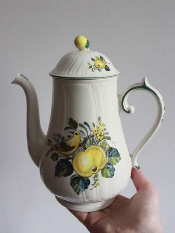 Красивая посуда — всегда хорошая идея для подарка