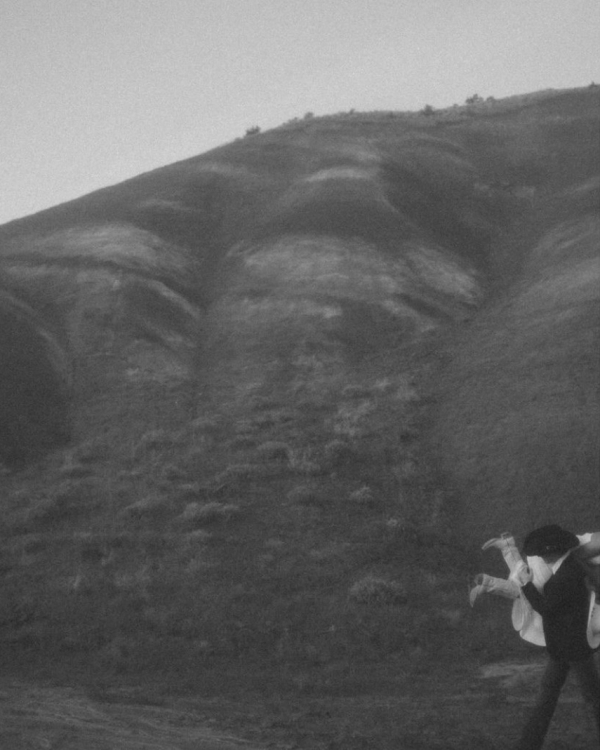 Казаки — главная обувь американских невест. Где