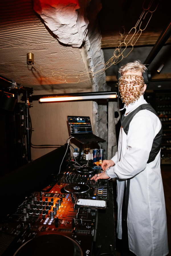 Диджеи Никита Меньшов