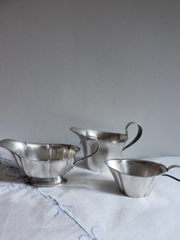 Красивая посуда — всегда хорошая идея для подарка