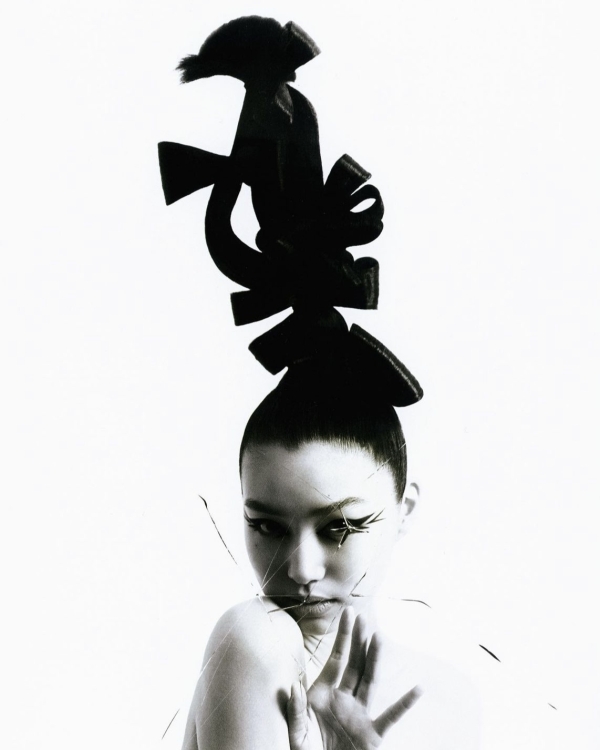 Трендовые собранные прически для невест 2024